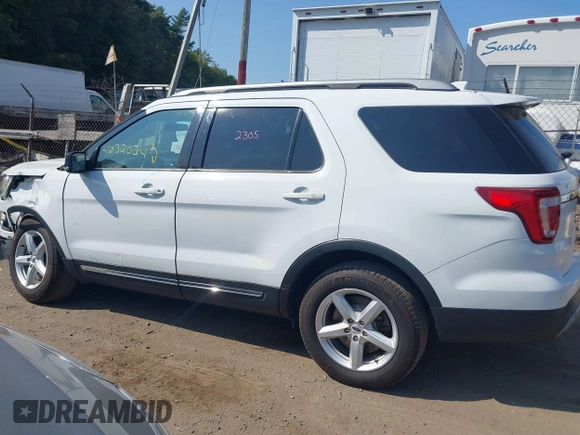 2017 Ford Explorer XLT with VIN 1FM5K8D89HGD47663, listed as a IAAI auction lot 40320242 with 75,548 mi miles and . Bid and sale history available at DreamBid. Image 14.