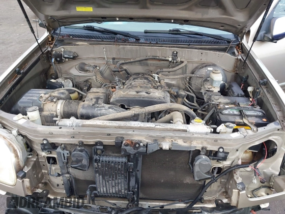 2006 Toyota Tundra SR5 with VIN 5TBET34106S512373, listed as a IAAI auction lot 41919438 with 112,699 mi miles and . Bid and sale history available at DreamBid. Image 10.