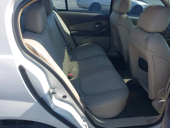 2005 Chevrolet Malibu LT with VIN 1G1ZU54835F176465, listed as a IAAI auction lot 41637509 with 116,373 mi miles. Bid and sale history available at carsss.com. Image 8.