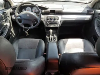2006 Dodge Stratus SXT z VIN 1B3EL46XX6N198480, wystawiony jako Copart lot #68364854 z przebiegiem 141 831 mil mil oraz Szkody całkowita. Historia ofert i sprzedaży dostępna na DreamBid. Obrazek 8.