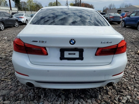 2020 BMW 5 Series 530i xDrive z VIN WBAJR7C03LCE58567, wystawiony jako Copart lot #52381325 z przebiegiem 27 309 mil mil oraz Szkoda całkowita • Salvage title. Historia ofert i sprzedaży dostępna na DreamBid. Obrazek 6.