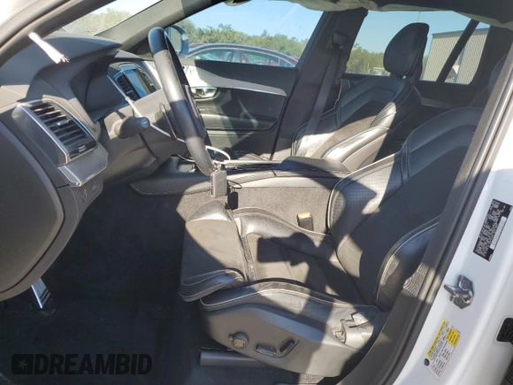 2018 Volvo XC90 R-Design with VIN YV4102KM9J1206572, listed as a Copart auction lot 77208914 with 66,331 mi miles and Non Repairable. Bid and sale history available at DreamBid. Image 7.