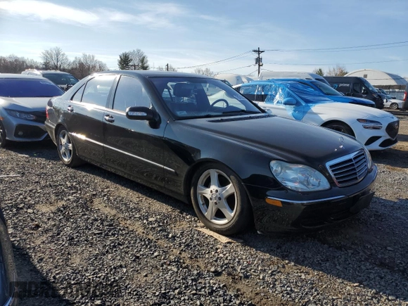 2004 Mercedes-Benz S 430 z VIN WDBNG70J94A424360, wystawiony jako Copart lot #79315204 z przebiegiem Nie podano mil oraz Szkoda całkowita • Salvage title. Historia ofert i sprzedaży dostępna na DreamBid. Obrazek 4.
