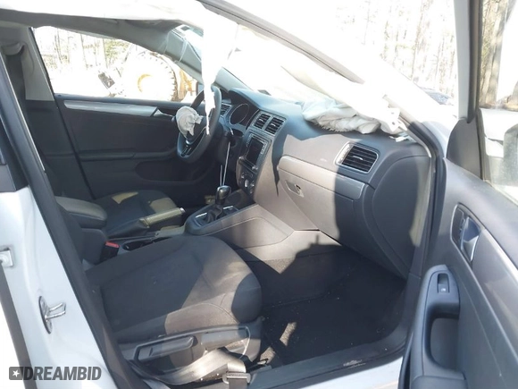 2016 Volkswagen Jetta Sedan 1.4T SE w/Connectivity with VIN 3VWD67AJ8GM409674, listed as a IAAI auction lot 41835611 with 154,602 mi miles. Bid and sale history available at carsss.com. Image 5.
