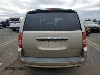 2009 Chrysler Town & Country Touring with VIN 2A8HR541X9R640222, listed as a Copart auction lot 72624974 with 140,591 mi miles and Salvage Title. Bid and sale history available at DreamBid. Image 6.