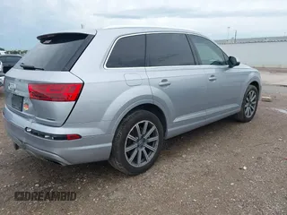 2019 Audi Q7 Premium Plus with VIN WA1LHAF74KD041639, listed as a IAAI auction lot 42369751 with 69,103 mi miles and . Bid and sale history available at DreamBid. Image 4.