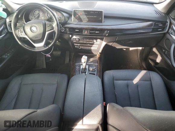 2015 BMW X5 sDrive35i with VIN 5UXKR2C58F0H37930, listed as a Copart auction lot 42521735 with 362,898 mi miles and Salvage Title. Bid and sale history available at carsss.com. Image 8.