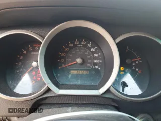 2008 Toyota 4Runner SR5 with VIN JTEZU14R98K006563, listed as a Copart auction lot 62220965 with 381,229 mi miles and Clean title. Bid and sale history available at DreamBid. Image 9.