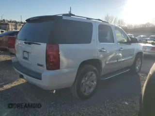 2008 GMC Yukon SLT w/4SB with VIN 1GKFC13J28R264019, listed as a Copart auction lot 89152635 with 162,303 mi miles and Clean Title. Bid and sale history available at carsss.com. Image 3.
