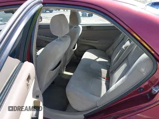 2004 Toyota Camry LE z VIN 4T1BE32K94U310300, wystawiony jako IAAI lot #42208680 z przebiegiem 104 701 mil mil oraz . Historia ofert i sprzedaży dostępna na DreamBid. Obrazek 8.