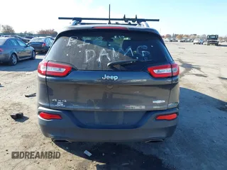 2016 Jeep Cherokee Latitude z VIN 1C4PJMCS1GW242738, wystawiony jako IAAI lot #40765174 z przebiegiem 33 196 mil mil oraz . Historia ofert i sprzedaży dostępna na DreamBid. Obrazek 15.