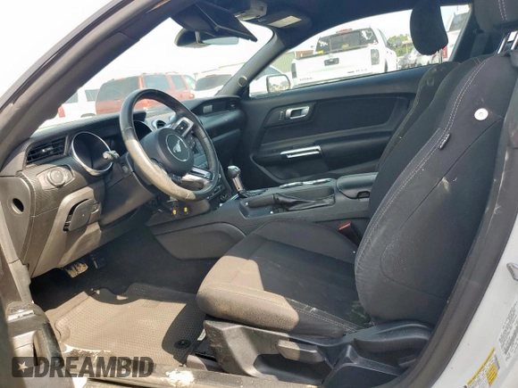 2021 Ford Mustang EcoBoost z VIN 1FA6P8TH0M5148251, wystawiony jako Copart lot #58946405 z przebiegiem 65 131 mil mil oraz Szkoda całkowita • Salvage title. Historia ofert i sprzedaży dostępna na DreamBid. Obrazek 7.