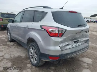 2018 Ford Escape SE with VIN 1FMCU0GD7JUB75362, listed as a IAAI auction lot 41320189 with 67,194 mi miles. Bid and sale history available at carsss.com. Image 3.