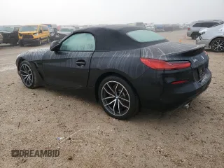 2022 BMW Z4 sDrive30i with VIN WBAHF3C04NWX42062, listed as a Copart auction lot 84463034 with 0 mi miles and Salvage Title. Bid and sale history available at carsss.com. Image 2.