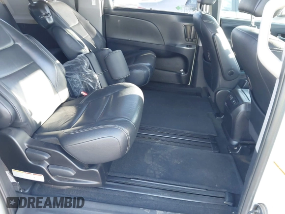 2018 Toyota Sienna SE with VIN 5TDXZ3DC9JS958563, listed as a IAAI auction lot 41650952 with 127,636 mi miles and . Bid and sale history available at DreamBid. Image 8.