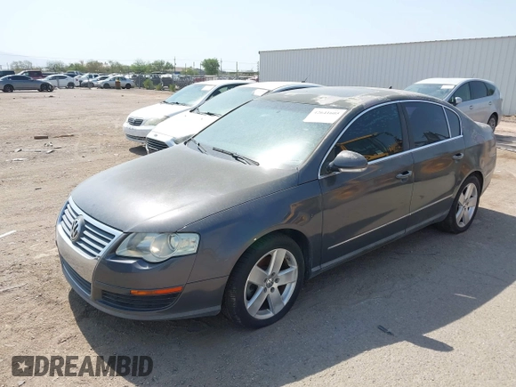 2008 Volkswagen Passat Komfort with VIN WVWAK73CX8P019820, listed as a IAAI auction lot 42641605 with 124,731 mi miles and . Bid and sale history available at DreamBid. Image 2.