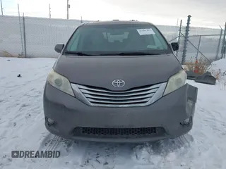 2011 Toyota Sienna XLE AAS with VIN 5TDYK3DC5BS138281, listed as a IAAI auction lot 41381494 with 194,635 mi miles and . Bid and sale history available at DreamBid. Image 12.