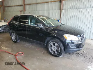 2011 Volvo XC60 3.0T with VIN YV4902DZ0B2193752, listed as a Copart auction lot 62071495 with 131,940 mi miles and Salvage title. Bid and sale history available at DreamBid. Image 4.
