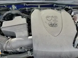 2022 Toyota Tacoma SR5 z VIN 3TMAZ5CN6NM169183, wystawiony jako Copart lot #81107425 z przebiegiem 40 708 mil mil oraz Szkoda całkowita • Salvage title. Historia ofert i sprzedaży dostępna na DreamBid. Obrazek 13.