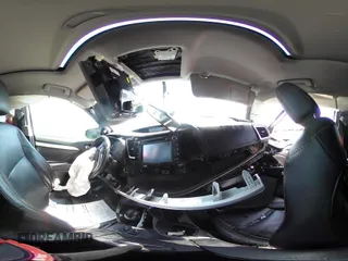 2016 Toyota Highlander XLE z VIN 5TDJKRFH8GS231543, wystawiony jako IAAI lot #42071117 z przebiegiem Nie podano mil oraz . Historia ofert i sprzedaży dostępna na DreamBid. Obrazek 18.