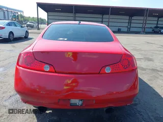 2005 Infiniti G35 Coupe with VIN JNKCV54E25M400142, listed as a IAAI auction lot 41937062 with 135,522 mi miles. Bid and sale history available at carsss.com. Image 16.