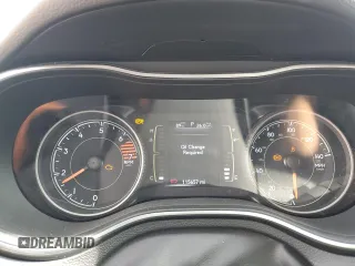 2019 Jeep Cherokee Latitude с VIN 1C4PJLCB6KD416480, выставлен на аукционе Copart как лот 60471315 с пробегом 115 657 миль миль и Списание • Salvage title. История ставок и продаж доступна на DreamBid. Изображение 9.