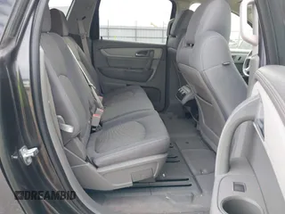 2015 Chevrolet Traverse LT with VIN 1GNKRGKD8FJ325528, listed as a IAAI auction lot 41654599 with 151,562 mi miles. Bid and sale history available at carsss.com. Image 8.