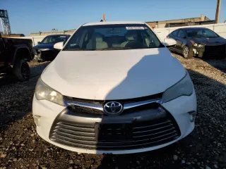 2016 Toyota Camry XLE with VIN 4T1BF1FKXGU135748, listed as a Copart auction lot 49872235 with 312,387 mi miles and Clean Title. Bid and sale history available at carsss.com. Image 5.
