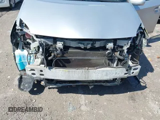 2011 Toyota Prius I with VIN JTDKN3DU0B0319068, listed as a IAAI auction lot 41972833 with 198,761 mi miles. Bid and sale history available at carsss.com. Image 6.