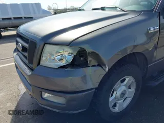 2004 Ford F-150 XL z VIN 1FTRF12W24NC11903, wystawiony jako IAAI lot #42092090 z przebiegiem 236 732 mil mil oraz . Historia ofert i sprzedaży dostępna na DreamBid. Obrazek 6.