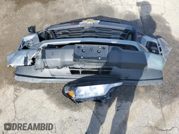 2023 Chevrolet Colorado 2WD LT z VIN 1GCPSCEK9P1133297, wystawiony jako Copart lot #50183195 z przebiegiem Nie podano mil oraz Szkoda całkowita • Salvage title. Historia ofert i sprzedaży dostępna na DreamBid. Obrazek 12.