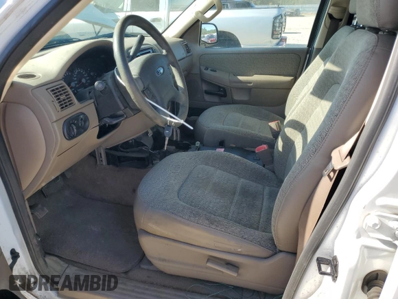 2003 Ford Explorer XLS z VIN 1FMZU62K23UC17815, wystawiony jako Copart lot #63518825 z przebiegiem 97 803 mil mil oraz Czysty tytuł • Clean title. Historia ofert i sprzedaży dostępna na DreamBid. Obrazek 7.