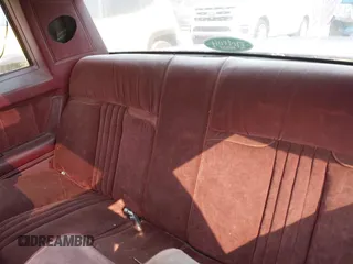1984 Chevrolet Monte Carlo z VIN 1G1AZ37H9ER201513, wystawiony jako IAAI lot #42416804 z przebiegiem 80 467 mil mil oraz . Historia ofert i sprzedaży dostępna na DreamBid. Obrazek 8.