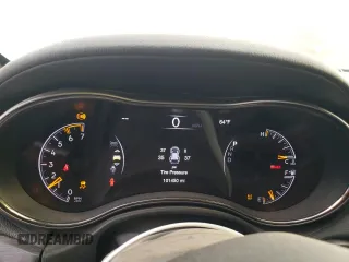 2019 Jeep Grand Cherokee Overland with VIN 1C4RJFCT7KC539942, listed as a Copart auction lot 78011204 with 101,450 mi miles and Salvage Title. Bid and sale history available at carsss.com. Image 9.