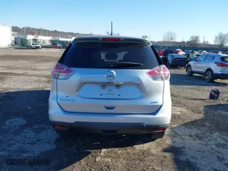 2015 Nissan Rogue SV with VIN KNMAT2MV9FP529332, listed as a IAAI auction lot 41732719 with 103,518 mi miles. Bid and sale history available at carsss.com. Image 16.