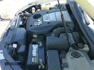 2006 Hyundai Sonata GLS z VIN 5NPEU46F76H093575, wystawiony jako IAAI lot #43011242 z przebiegiem 127 545 mil mil oraz . Historia ofert i sprzedaży dostępna na DreamBid. Obrazek 19.