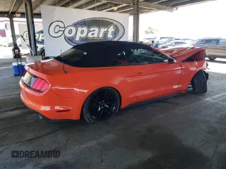 2016 Ford Mustang GT Premium z VIN 1FATP8FF7G5226557, wystawiony jako Copart lot #57002045 z przebiegiem 45 507 mil mil oraz Szkoda całkowita • Salvage title. Historia ofert i sprzedaży dostępna na DreamBid. Obrazek 3.