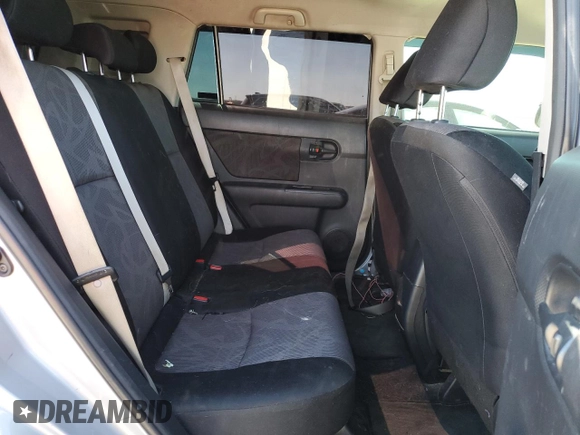 2013 Scion xB z VIN JTLZE4FE3DJ040323, wystawiony jako Copart lot #47893975 z przebiegiem 211 118 mil mil oraz Szkoda całkowita • Salvage title. Historia ofert i sprzedaży dostępna na DreamBid. Obrazek 10.