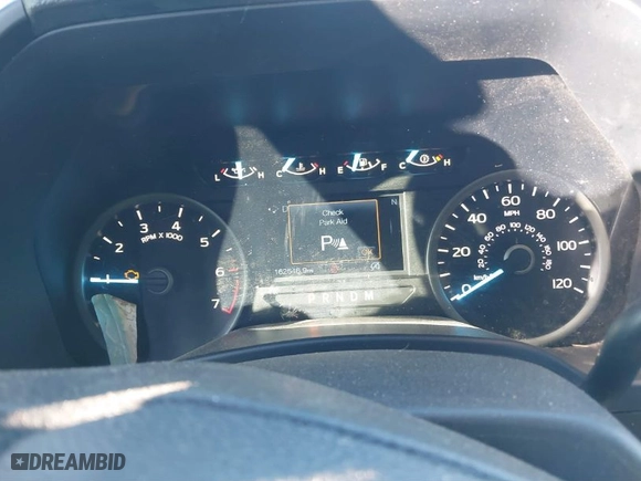 2018 Ford F-150 XL with VIN 1FTFX1E54JFB12847, listed as a IAAI auction lot 41733325 with 162,546 mi miles. Bid and sale history available at carsss.com. Image 7.