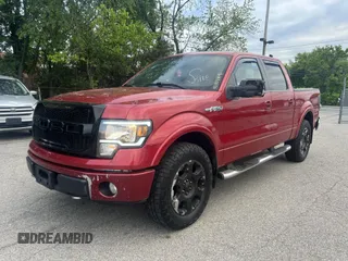 2009 Ford F-150 XL z VIN 1FTPW14V89FB39943, wystawiony jako IAAI lot #42399617 z przebiegiem 231 201 mil mil oraz . Historia ofert i sprzedaży dostępna na DreamBid. Obrazek 2.