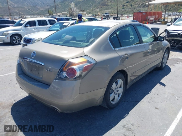 2007 Nissan Altima 2.5 S with VIN 1N4AL21E87N421520, listed as a IAAI auction lot 42009119 with 327,459 mi miles. Bid and sale history available at carsss.com. Image 4.