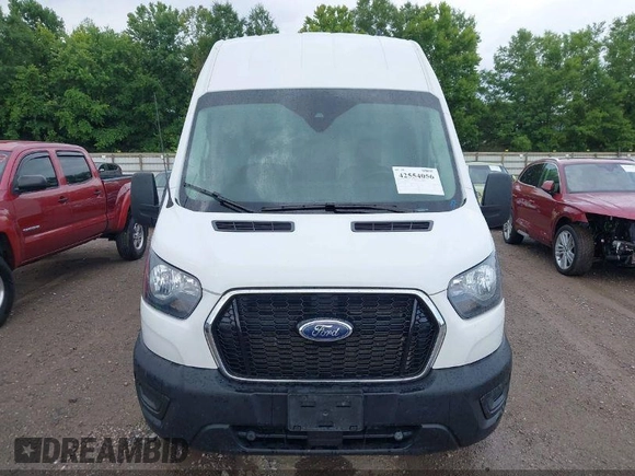 2023 Ford Transit Cargo с VIN 1FTBR3U84PKB02433, выставлен на аукционе IAAI как лот 41895220 с пробегом 87 542 миль миль и . История ставок и продаж доступна на DreamBid. Изображение 6.