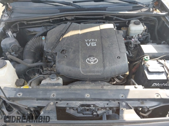 2014 Toyota Tacoma with VIN 3TMLU4EN3EM151545, listed as a IAAI auction lot 41821451 with 261,311 mi miles. Bid and sale history available at carsss.com. Image 10.