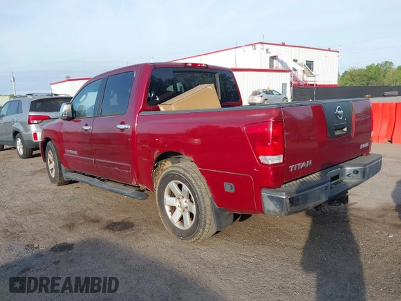 2007 Nissan Titan XE with VIN 1N6BA07A87N231789, listed as a IAAI auction lot 42111290 with 272,425 mi miles. Bid and sale history available at carsss.com. Image 3.