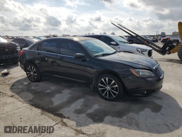 2013 Chrysler 200 Touring with VIN 1C3CCBBB8DN699244, listed as a Copart auction lot 55038415 with 177,772 mi miles and Non Repairable. Bid and sale history available at DreamBid. Image 4.