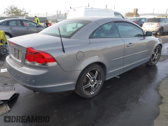 2007 Volvo C70 with VIN YV1MC68297J022644, listed as a IAAI auction lot 41401397 with 1 mi miles. Bid and sale history available at carsss.com. Image 4.