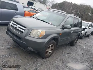 2007 Honda Pilot EX-L with VIN 5FNYF28777B002807, listed as a IAAI auction lot 41246382 with 279,961 mi miles. Bid and sale history available at carsss.com. Image 17.