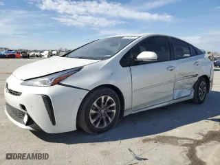 2021 Toyota Prius L Eco with VIN JTDKAMFU5M3133915, listed as a Copart auction lot 47015075 with 56,133 mi miles and Salvage Title. Bid and sale history available at carsss.com. Image 1.
