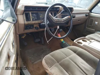 1986 Ford Bronco Custom with VIN 1FMEU15H7GLB19165, listed as a Copart auction lot 71802554 with 81,444 mi miles and Salvage Title. Bid and sale history available at carsss.com. Image 8.
