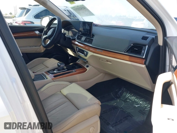 2021 Audi Q5 Prestige with VIN WA1CAAFY7M2034552, listed as a IAAI auction lot 41922211 with 52,235 mi miles and . Bid and sale history available at DreamBid. Image 5.